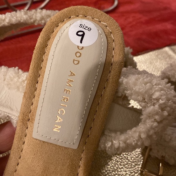 Good American sandals - Picture 14 of 17